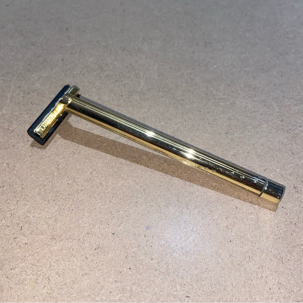 VINTAGE ESTEE LAUDER Gold Tone Long Shaving Shaver Blade Razor 5.5”